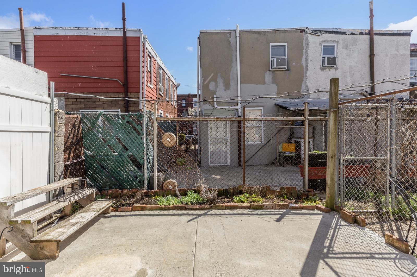 NORRIS SQUARE - Residential Lease