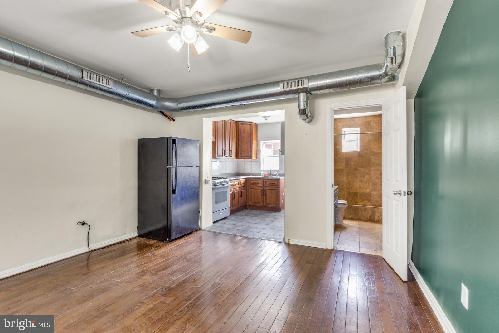 NORRIS SQUARE - Residential Lease