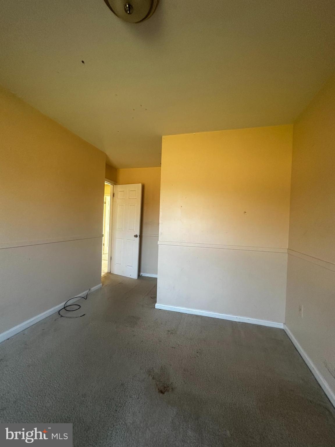 LIONS GATE - Residential