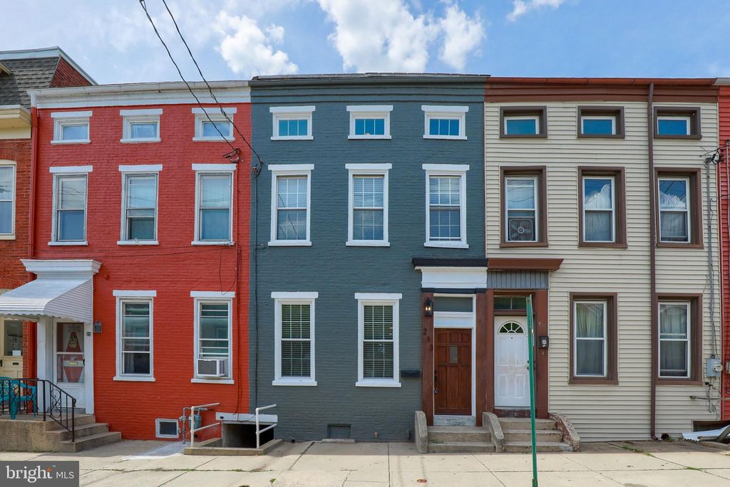 Photo of 213 WALNUT ST, COLUMBIA, PA 17512 (MLS # PALA2026654)