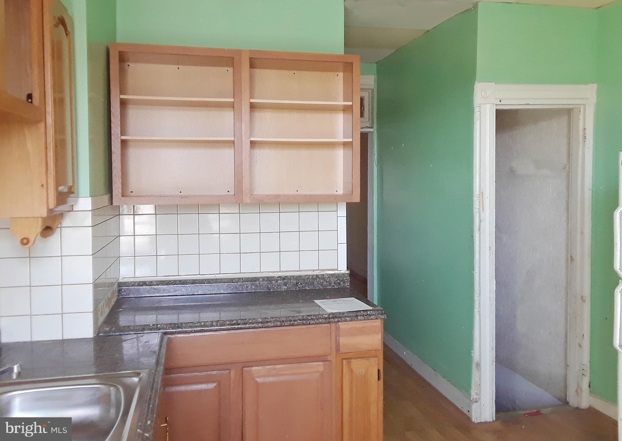 FRANKLINTOWN ROAD - Residential