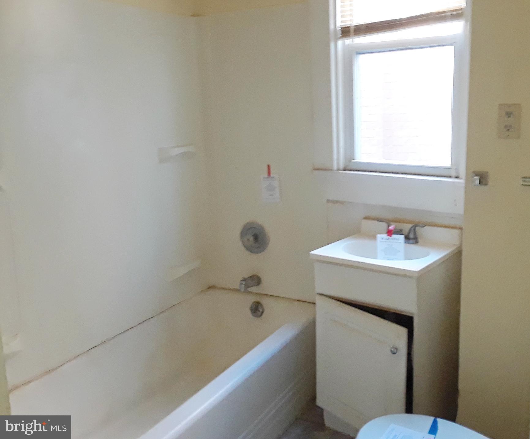 FRANKLINTOWN ROAD - Residential