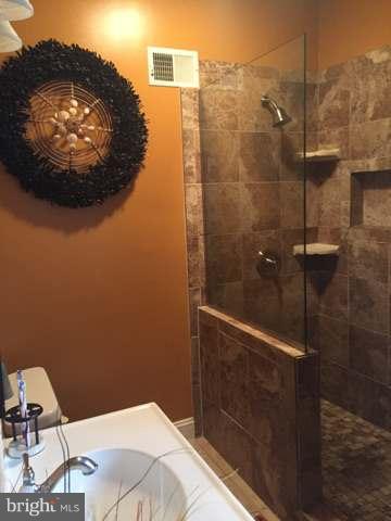 OLD CITY #1 - Residential Lease