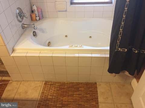 OLD CITY #1 - Residential Lease