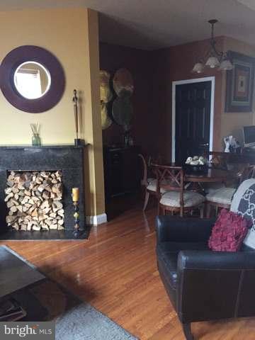 OLD CITY #1 - Residential Lease