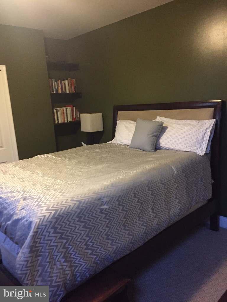 OLD CITY #1 - Residential Lease