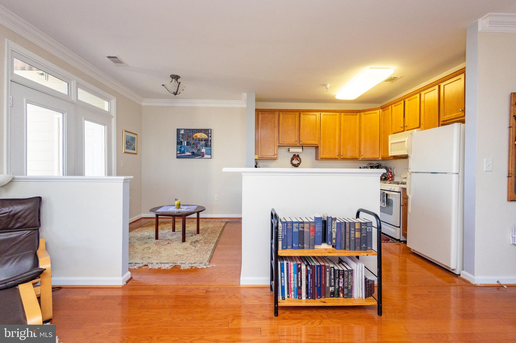 POTOMAC POINTE - Residential