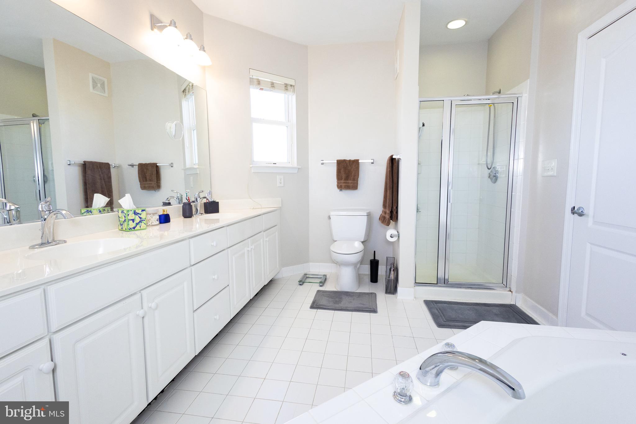 POTOMAC POINTE - Residential