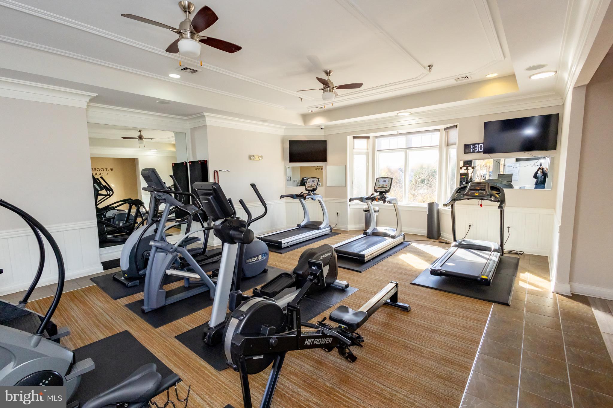 POTOMAC POINTE - Residential