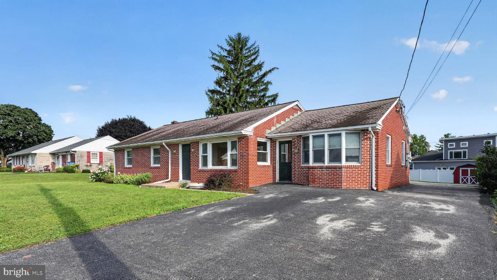 Photo of 3619 Rose Avenue, GORDONVILLE, PA 17529 (MLS # PALA2095768)