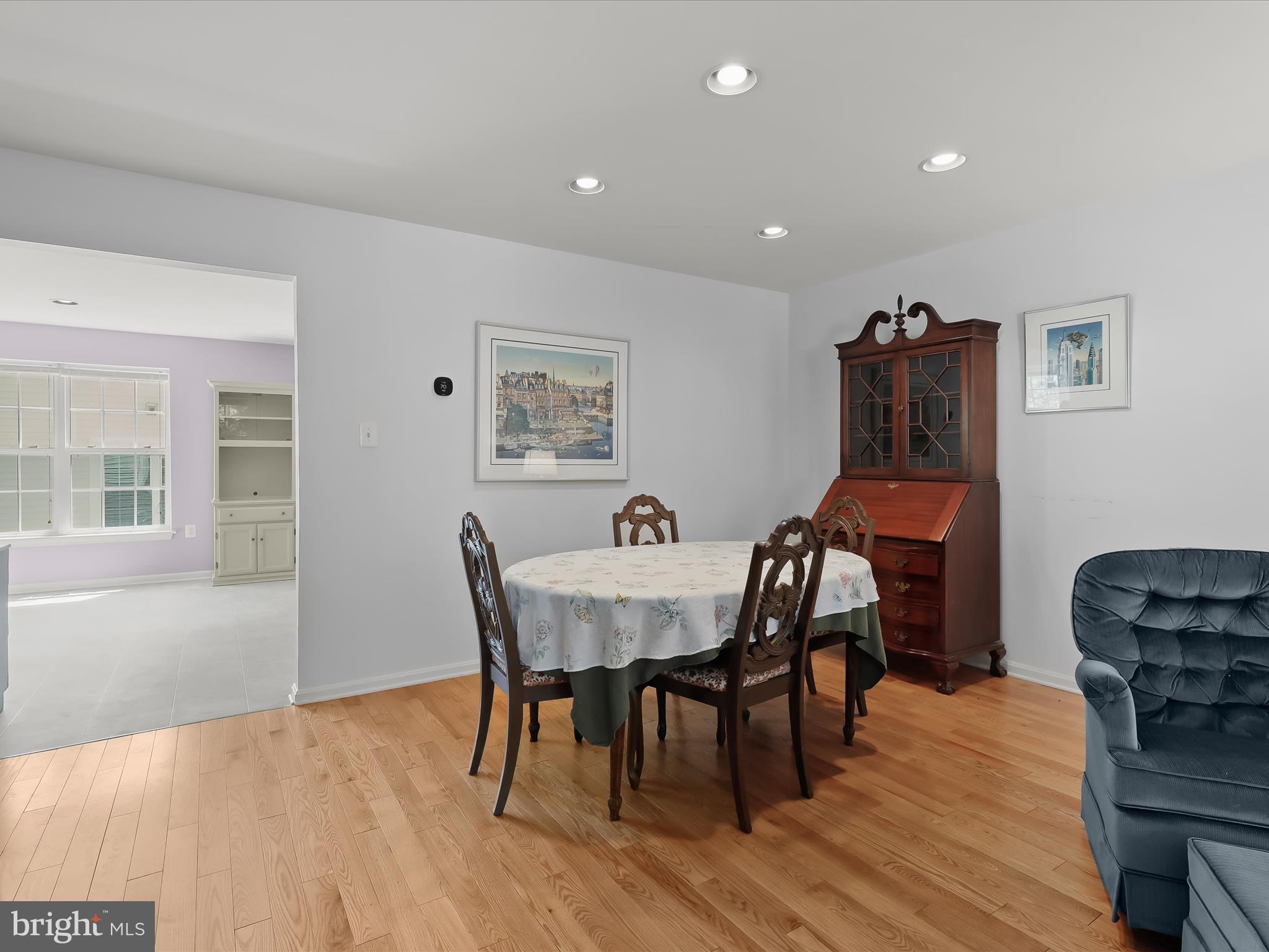 GOLDSBOROUGH MANOR - Residential