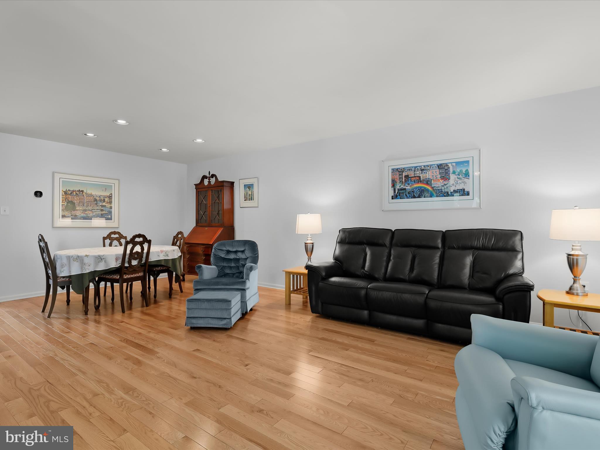 7 VICTORIA COURT 23