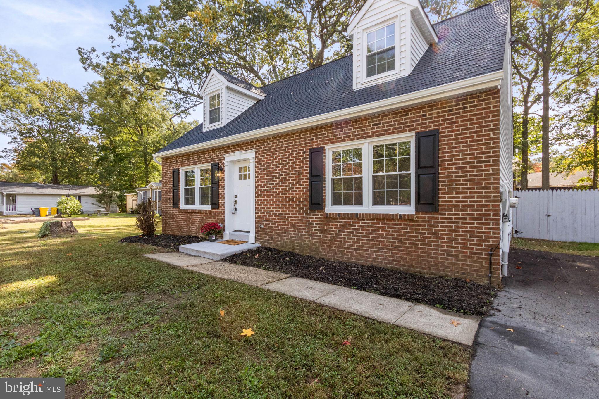 FRANKLIN MANOR BEACH - Residential