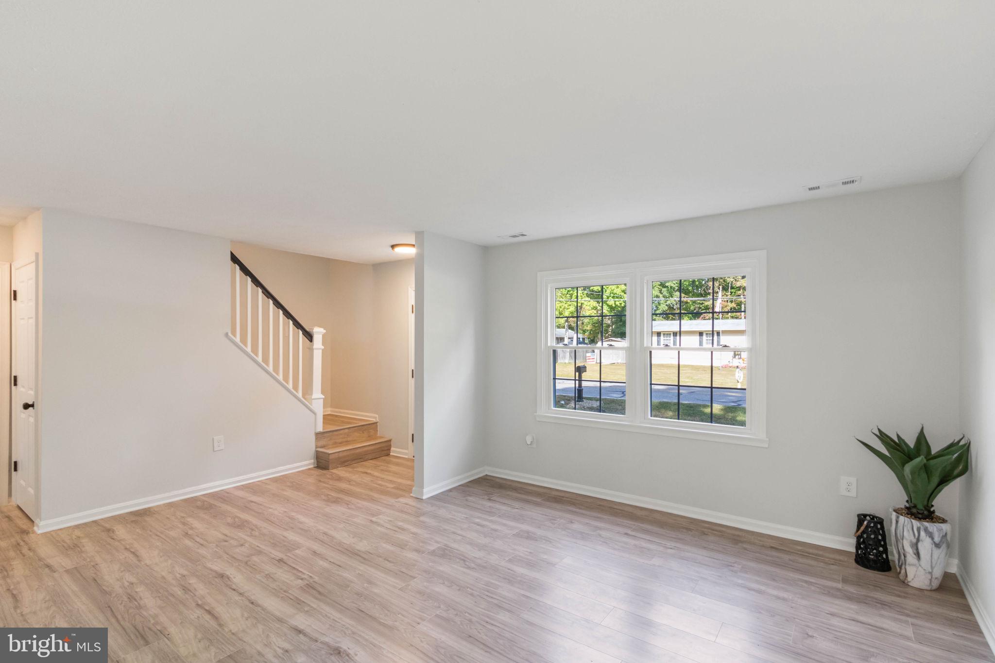 FRANKLIN MANOR BEACH - Residential