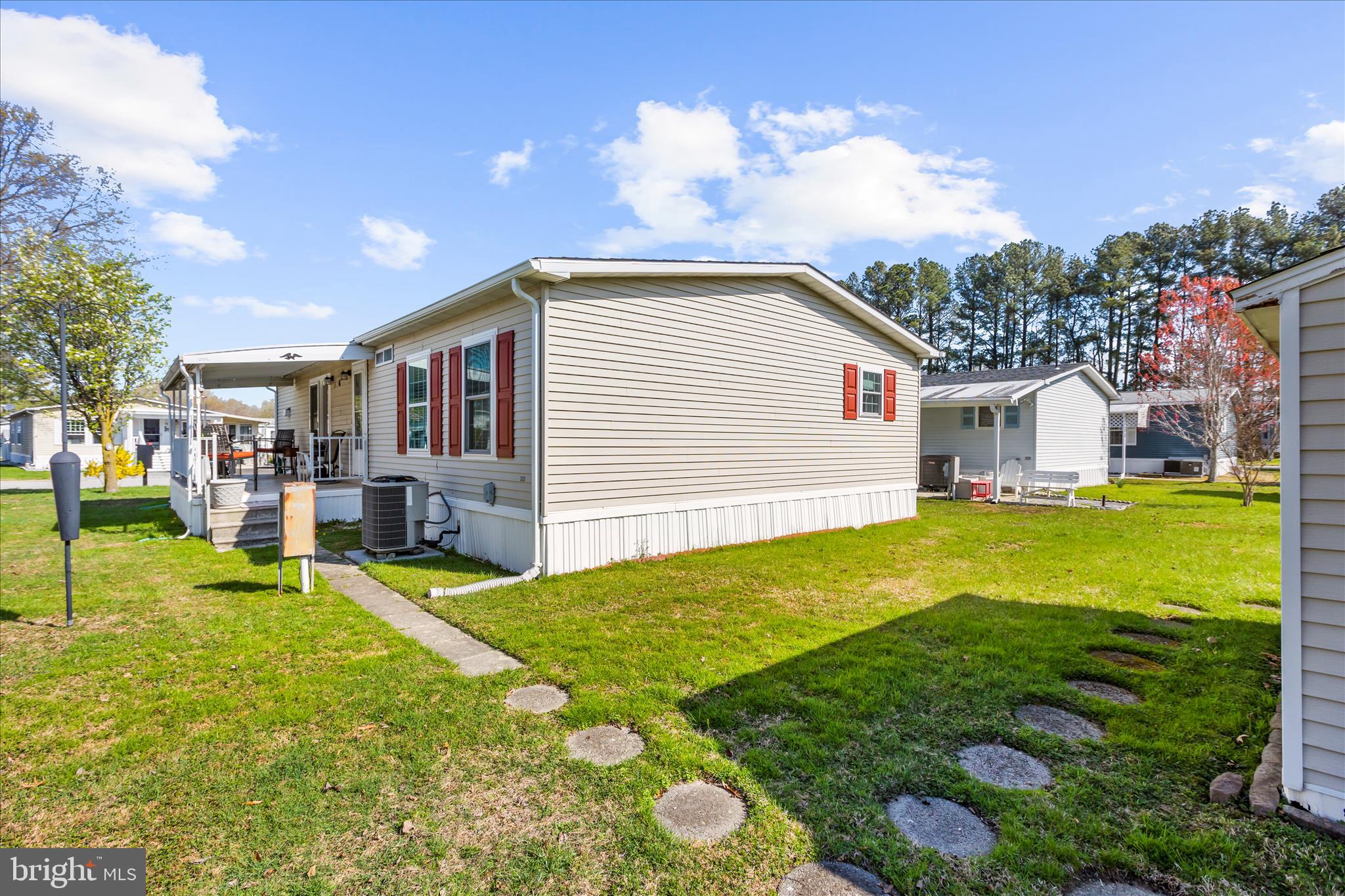 HYDE PARK - Residential