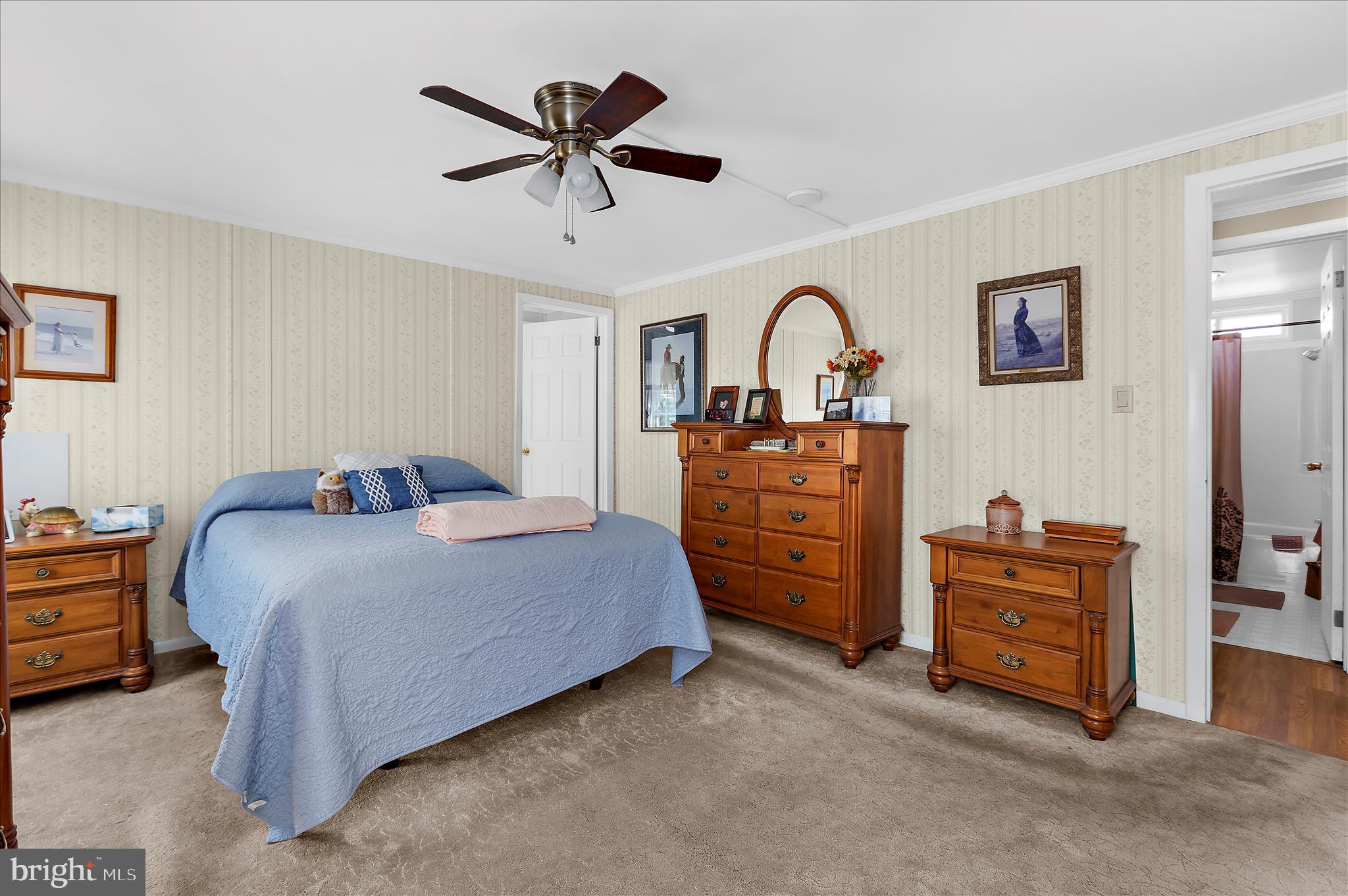 HYDE PARK - Residential