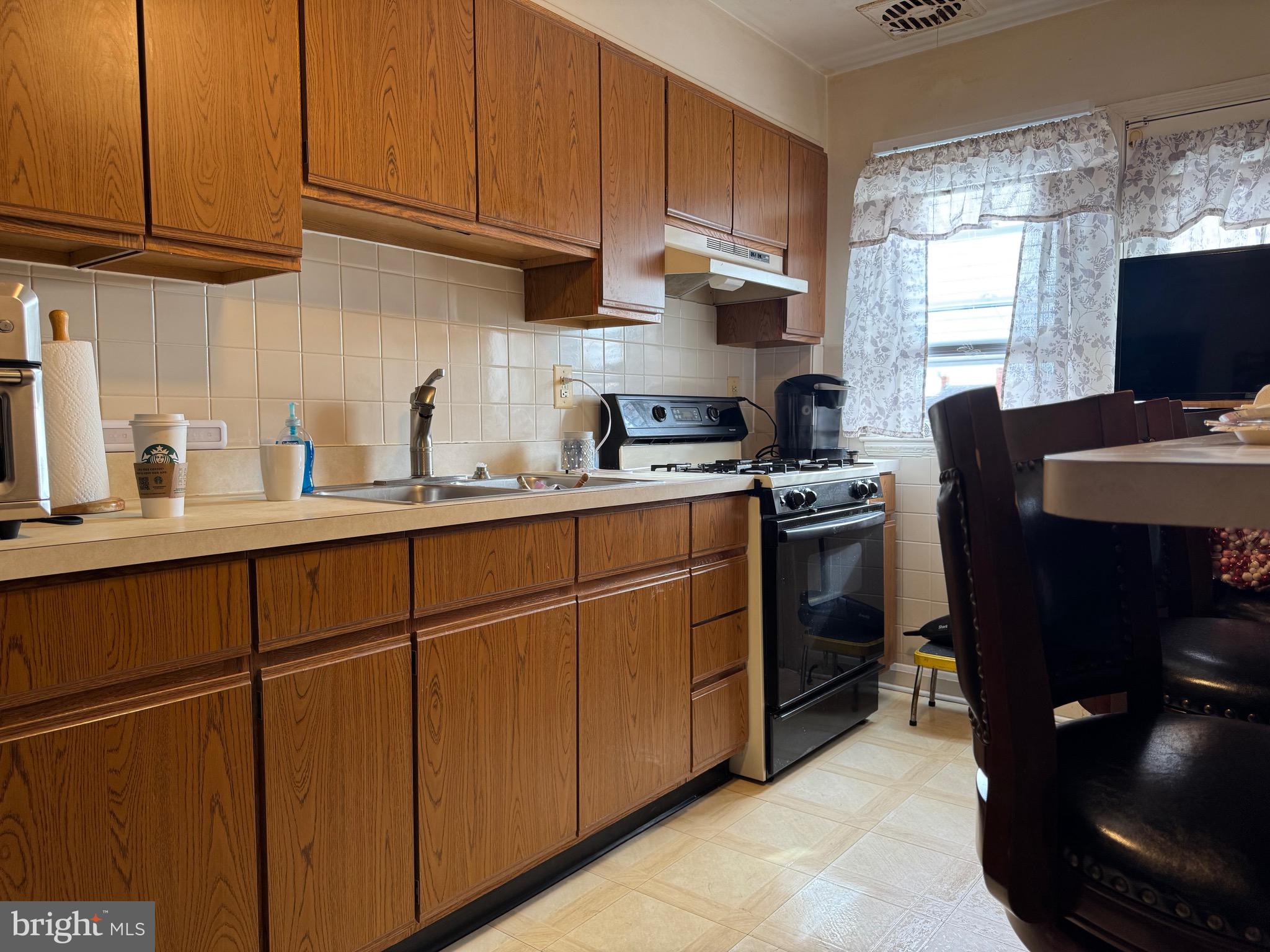 WARD 27 - Residential