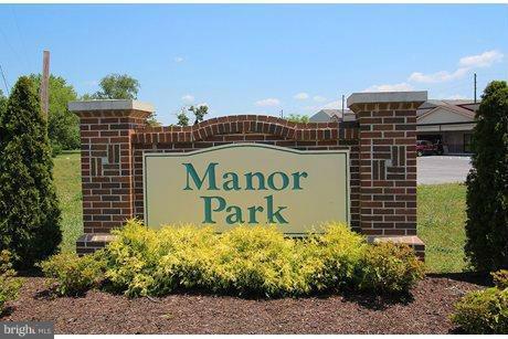 MANOR PARK - Residential