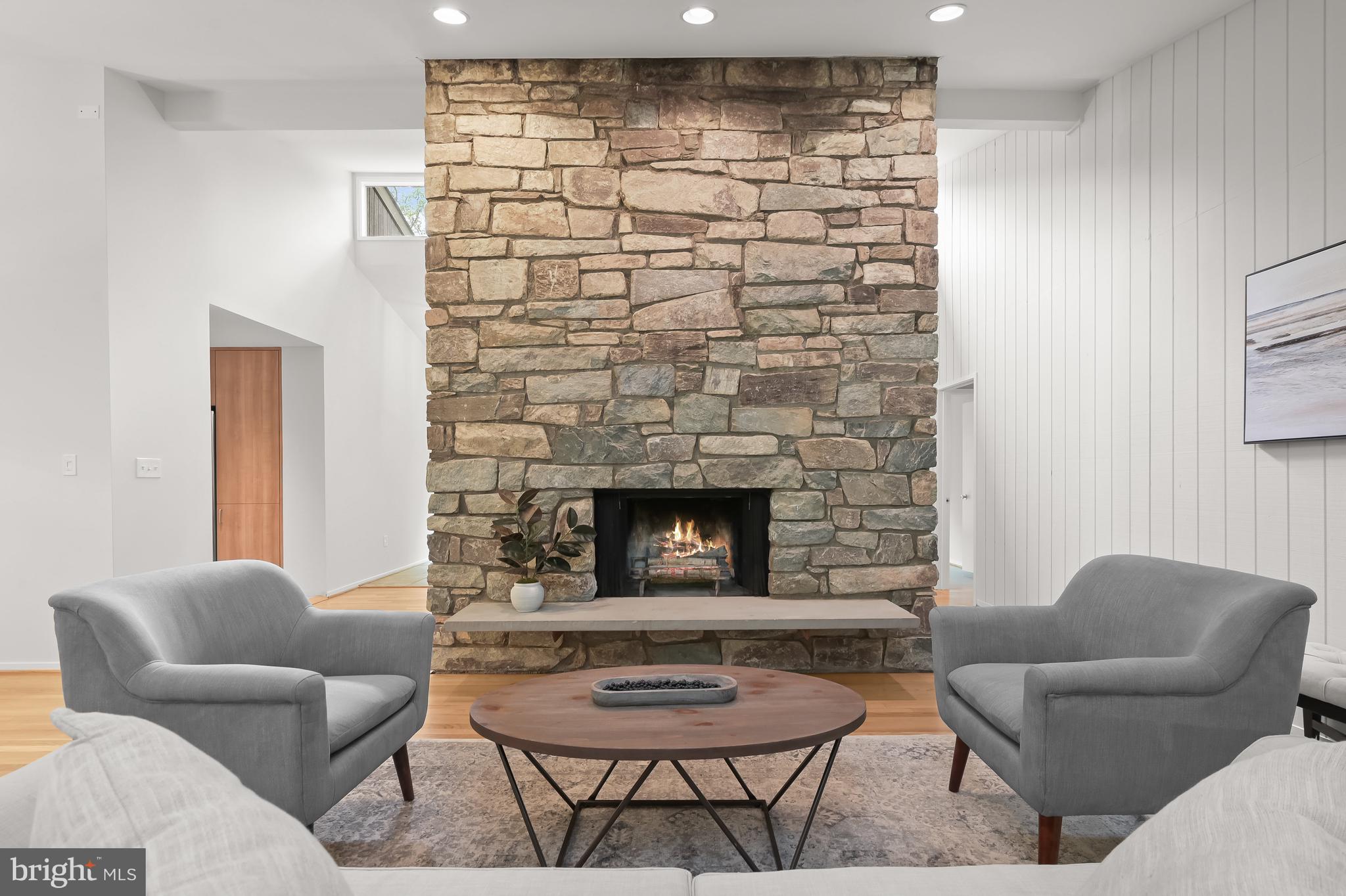 EAST GATE OF POTOMAC - Residential