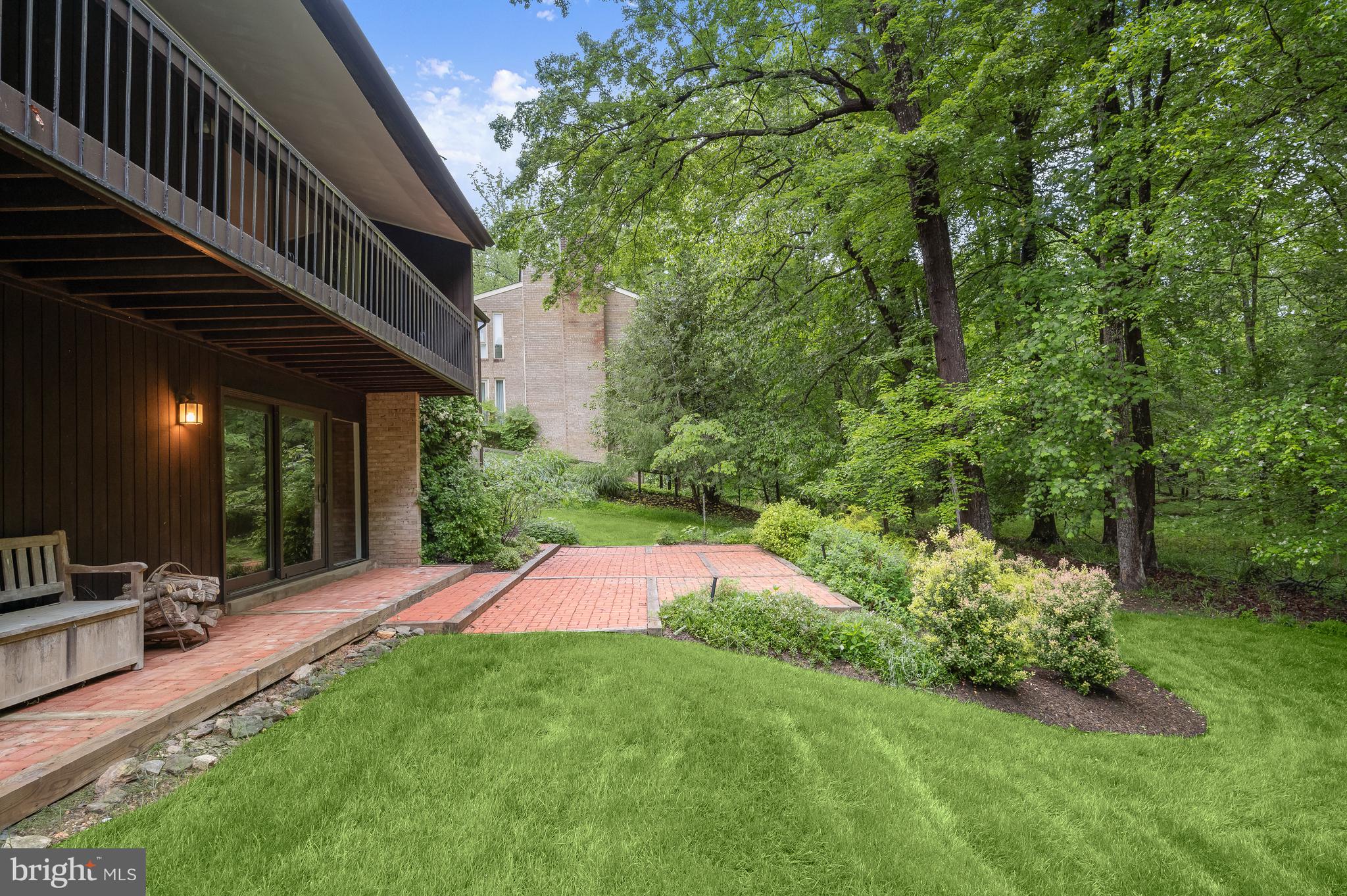 EAST GATE OF POTOMAC - Residential