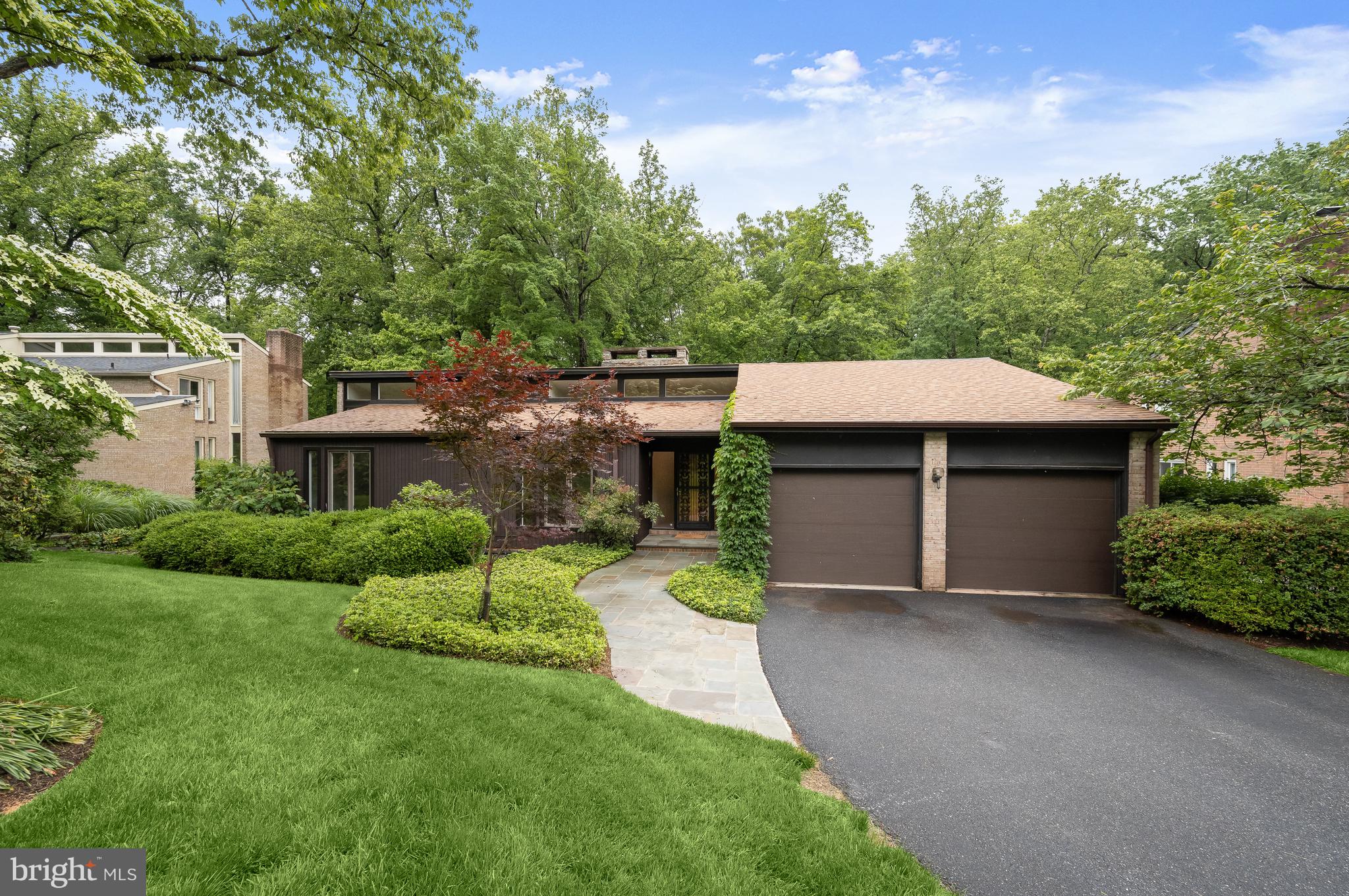 EAST GATE OF POTOMAC - Residential