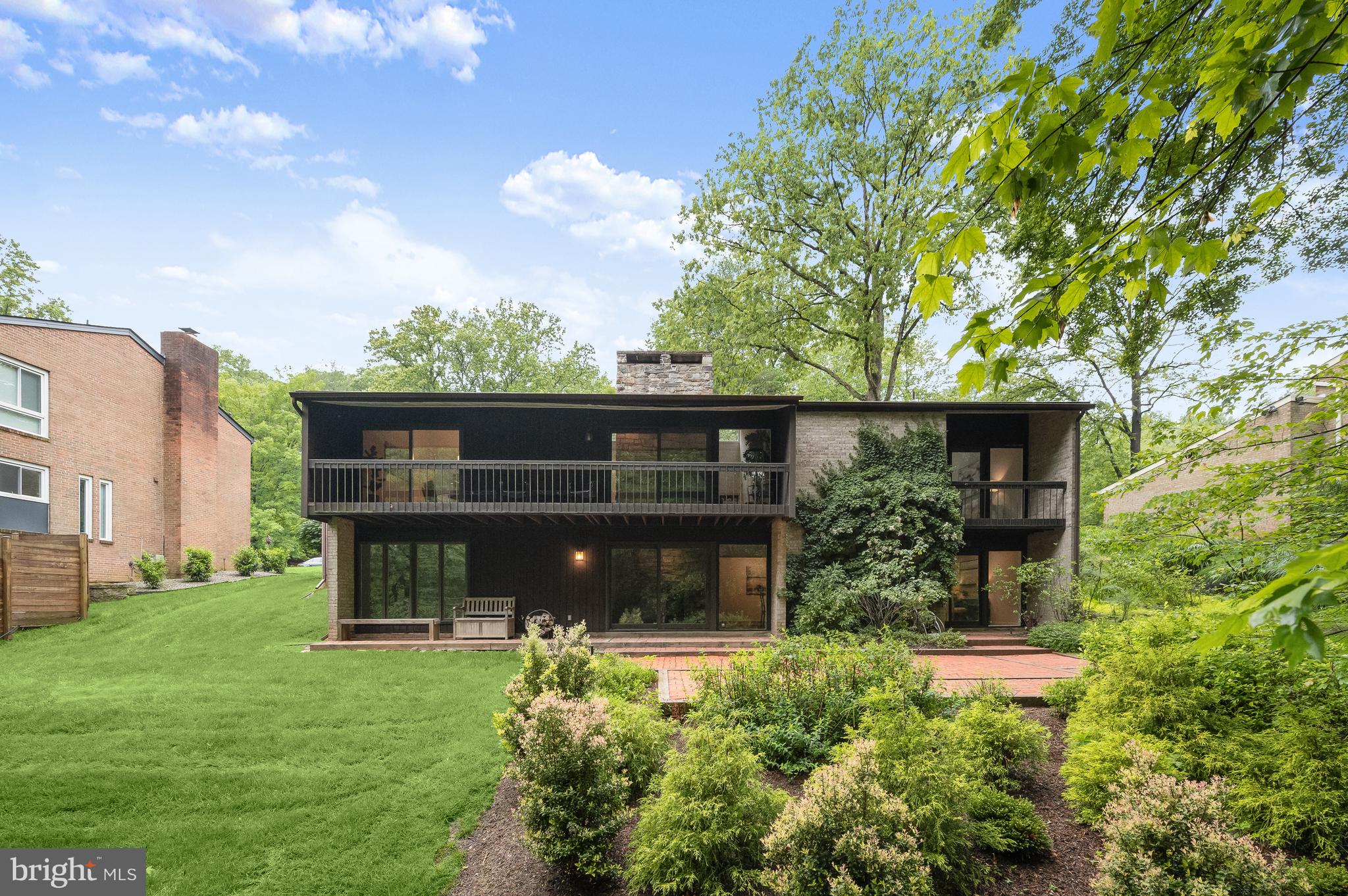 EAST GATE OF POTOMAC - Residential