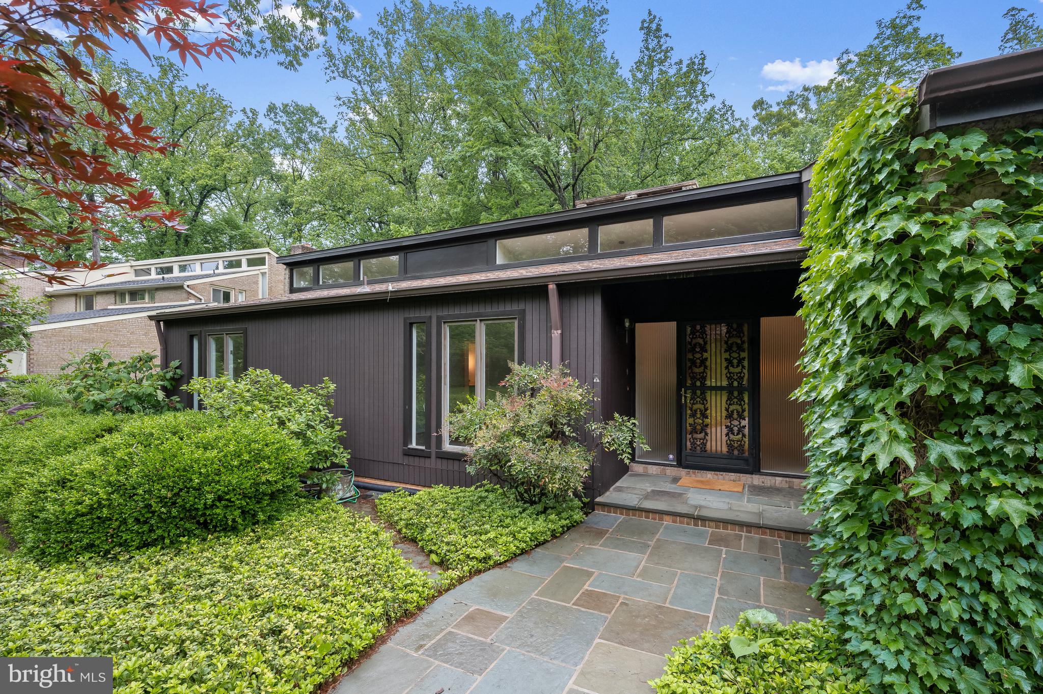 EAST GATE OF POTOMAC - Residential