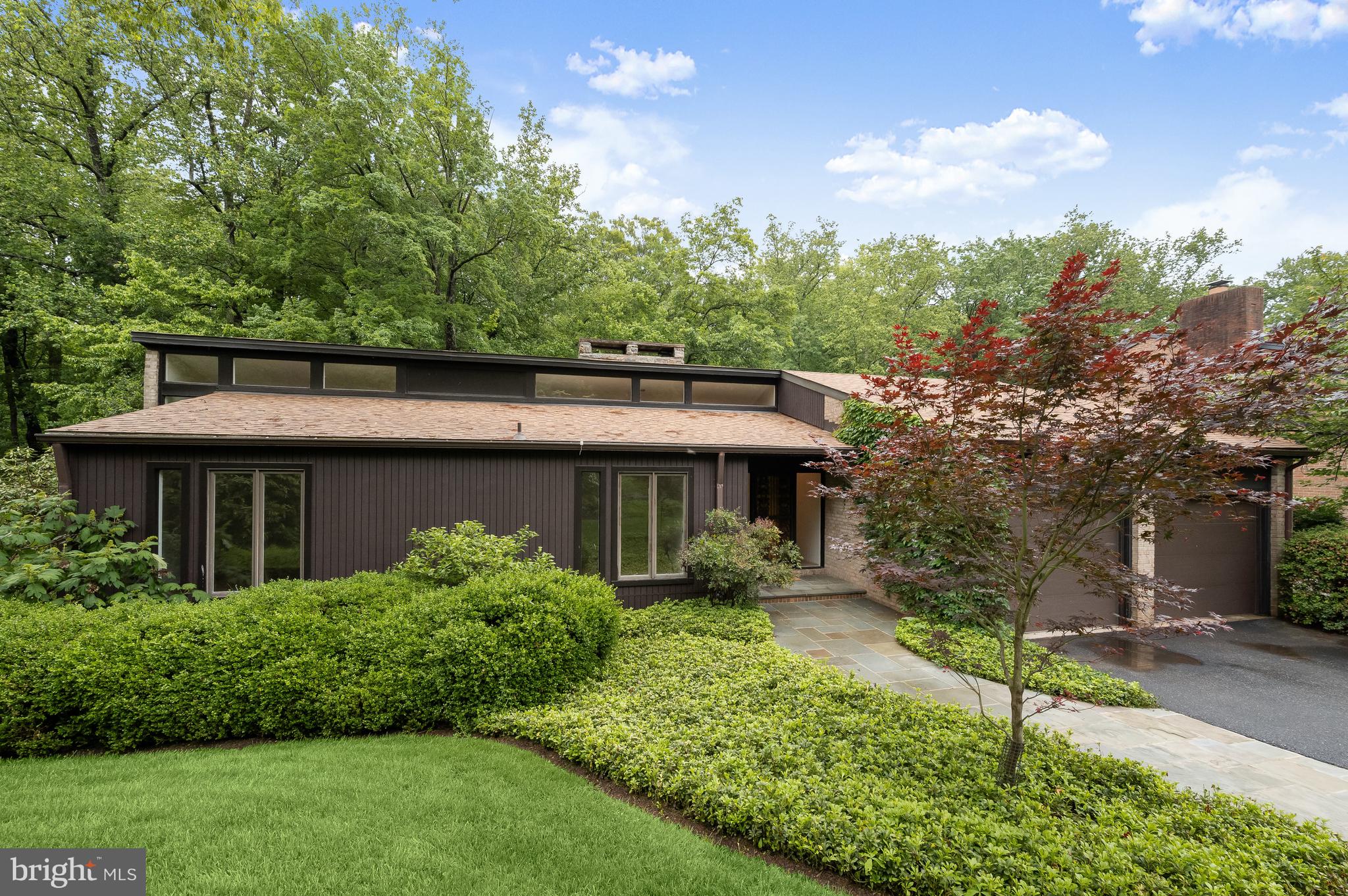 EAST GATE OF POTOMAC - Residential