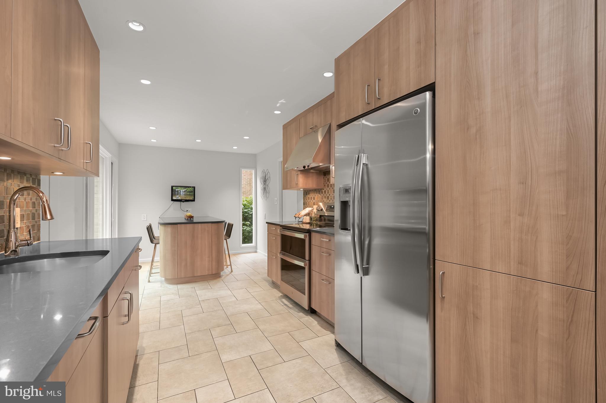 EAST GATE OF POTOMAC - Residential