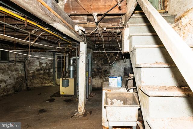 GOVANS - Residential