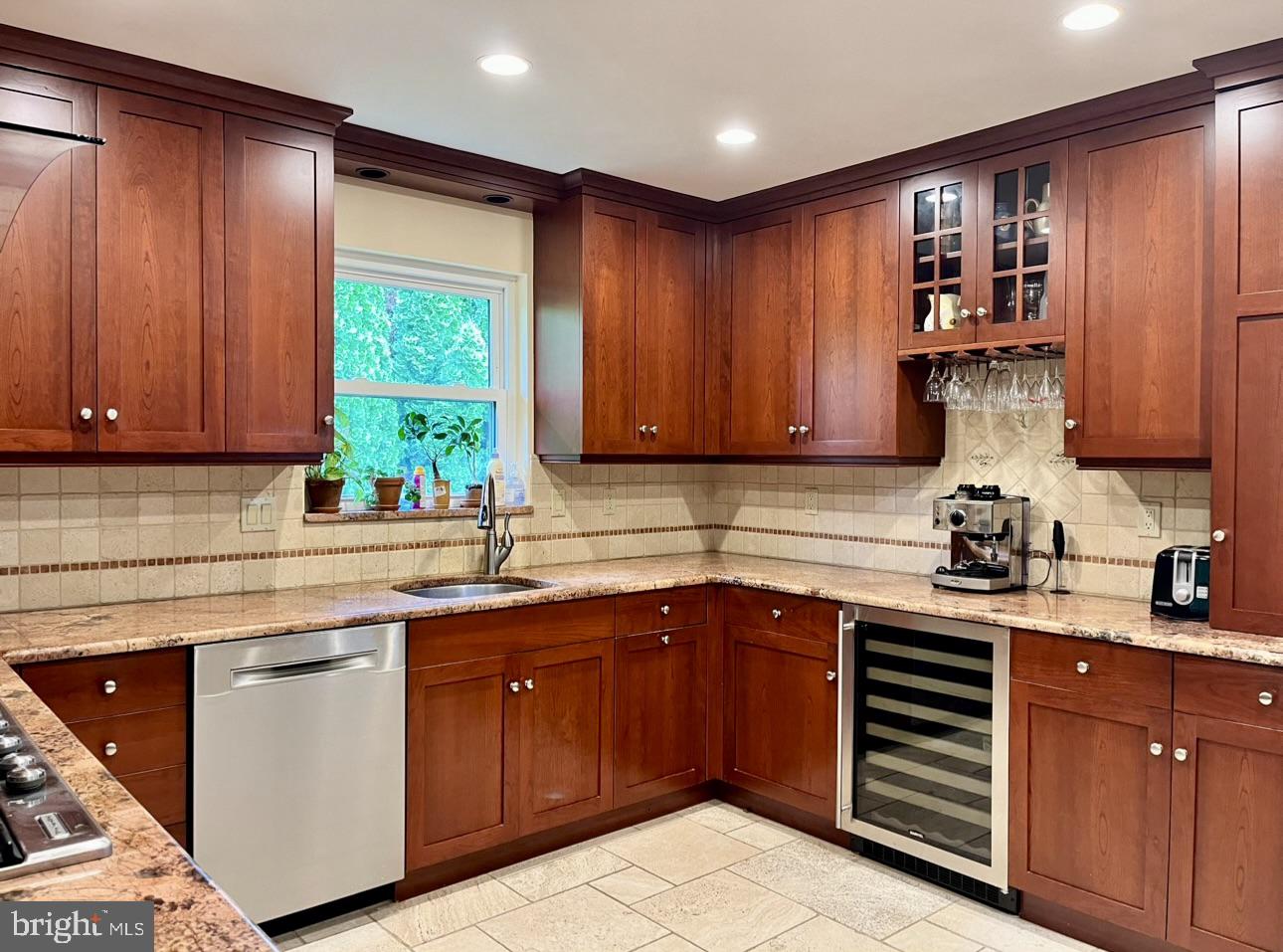 KENWOOD PARK - Residential