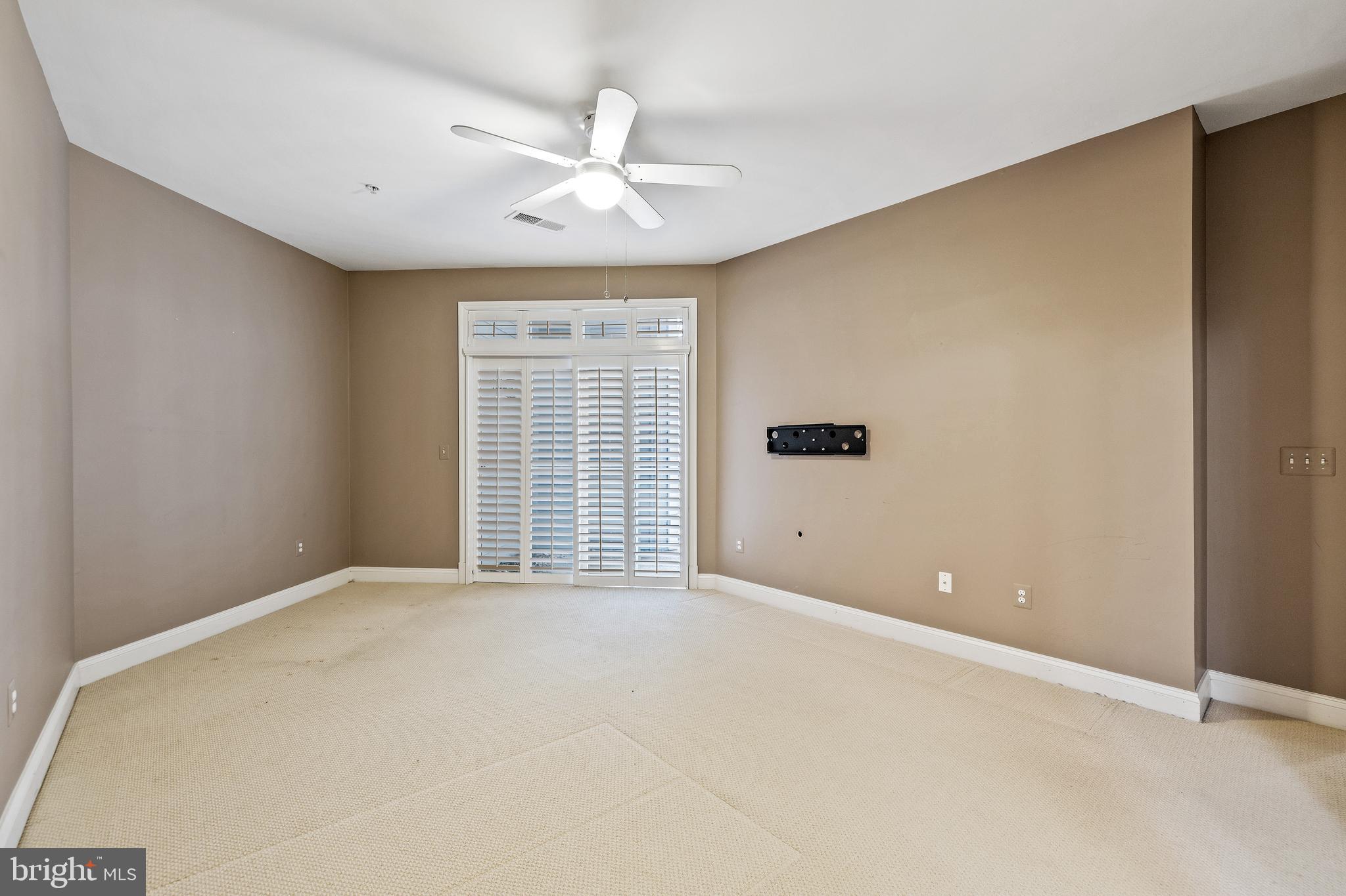 THE BLUFFS AT QUARRY LAKE - Residential