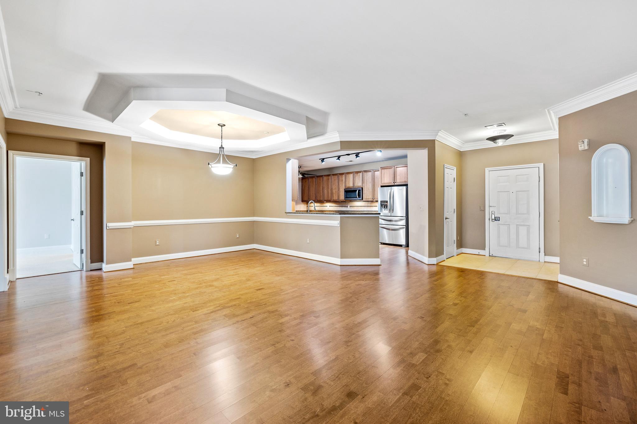 THE BLUFFS AT QUARRY LAKE - Residential