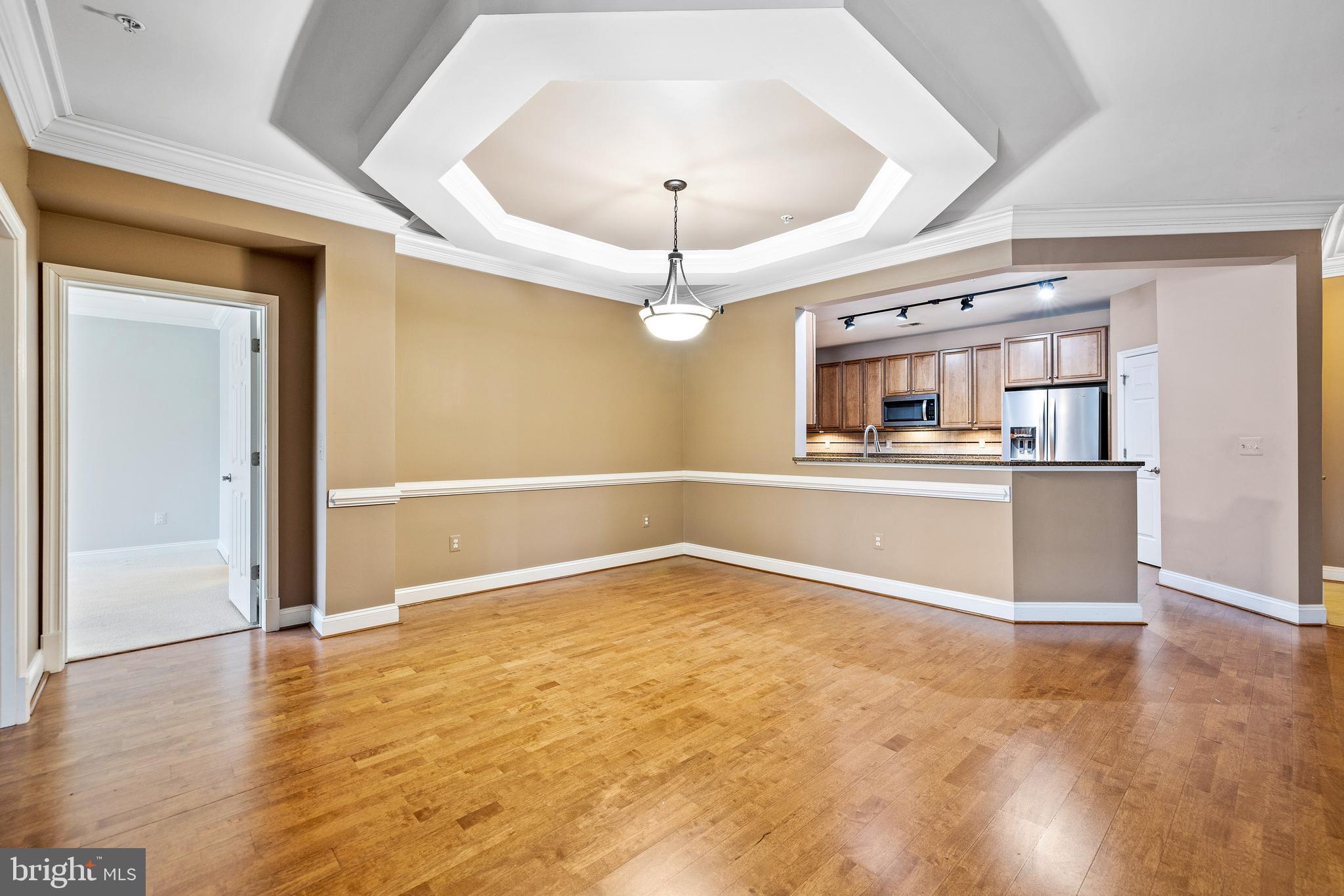 THE BLUFFS AT QUARRY LAKE - Residential