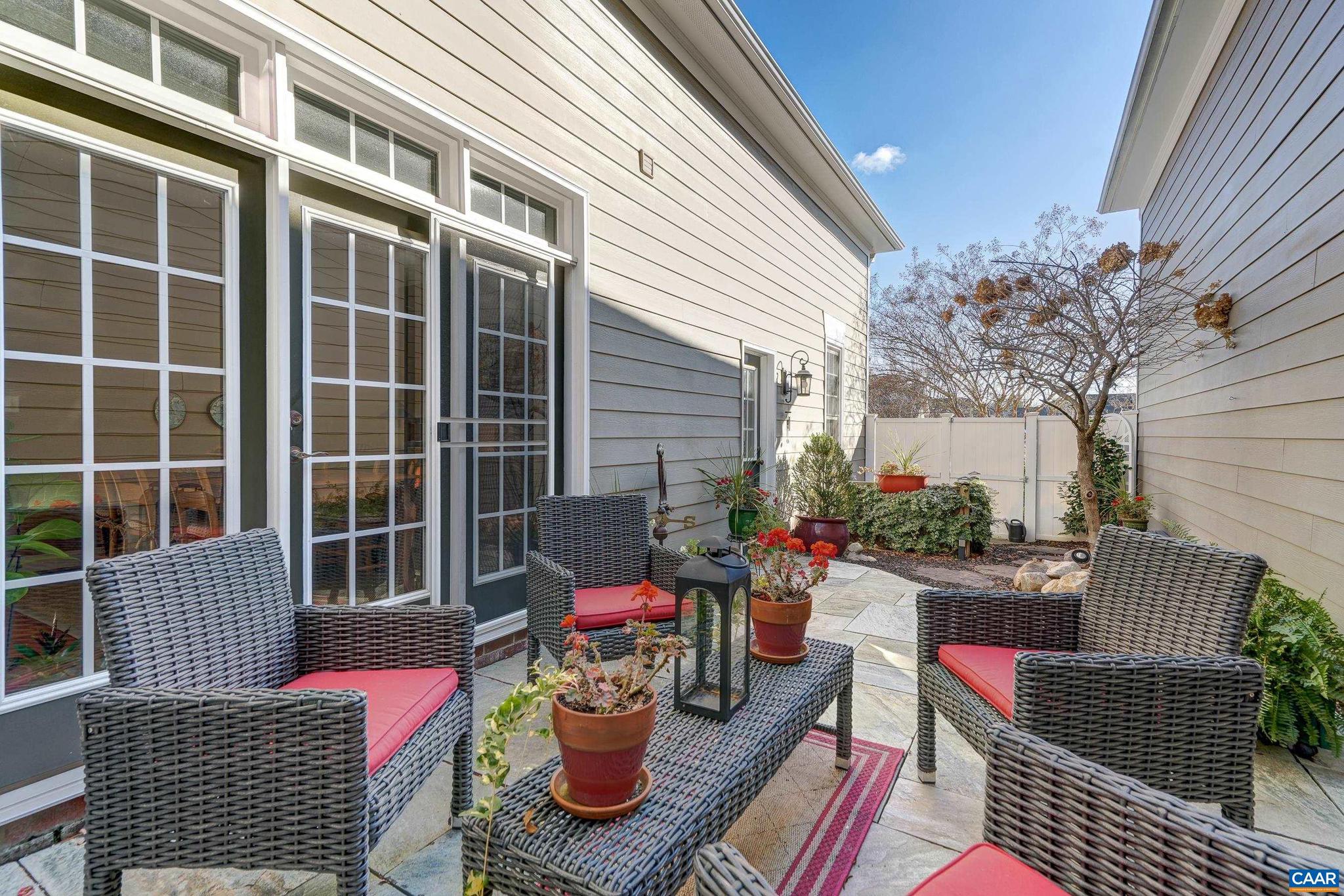 OLD TRAIL - Residential