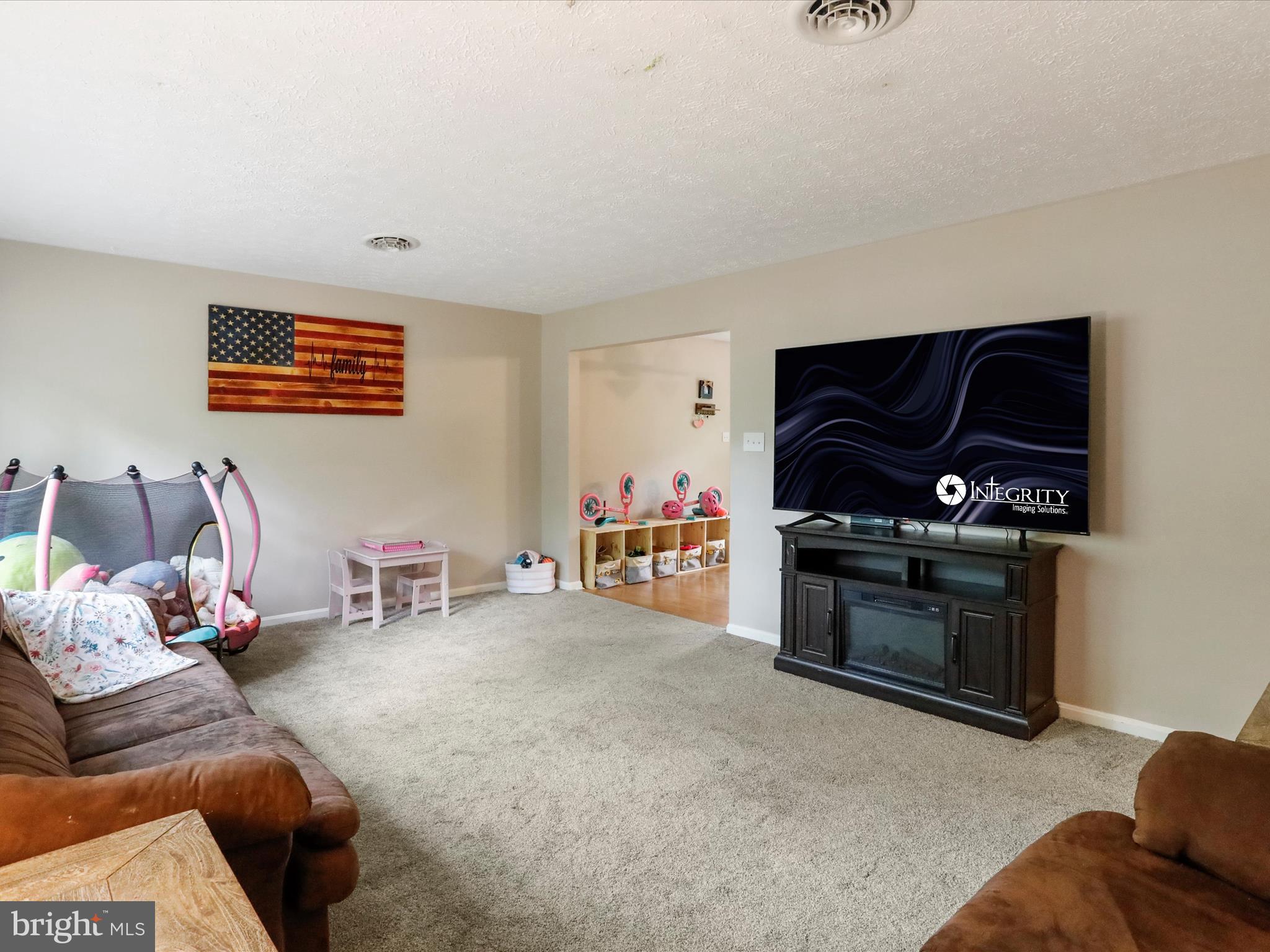 ROYAL VIEW ESTATES - Residential