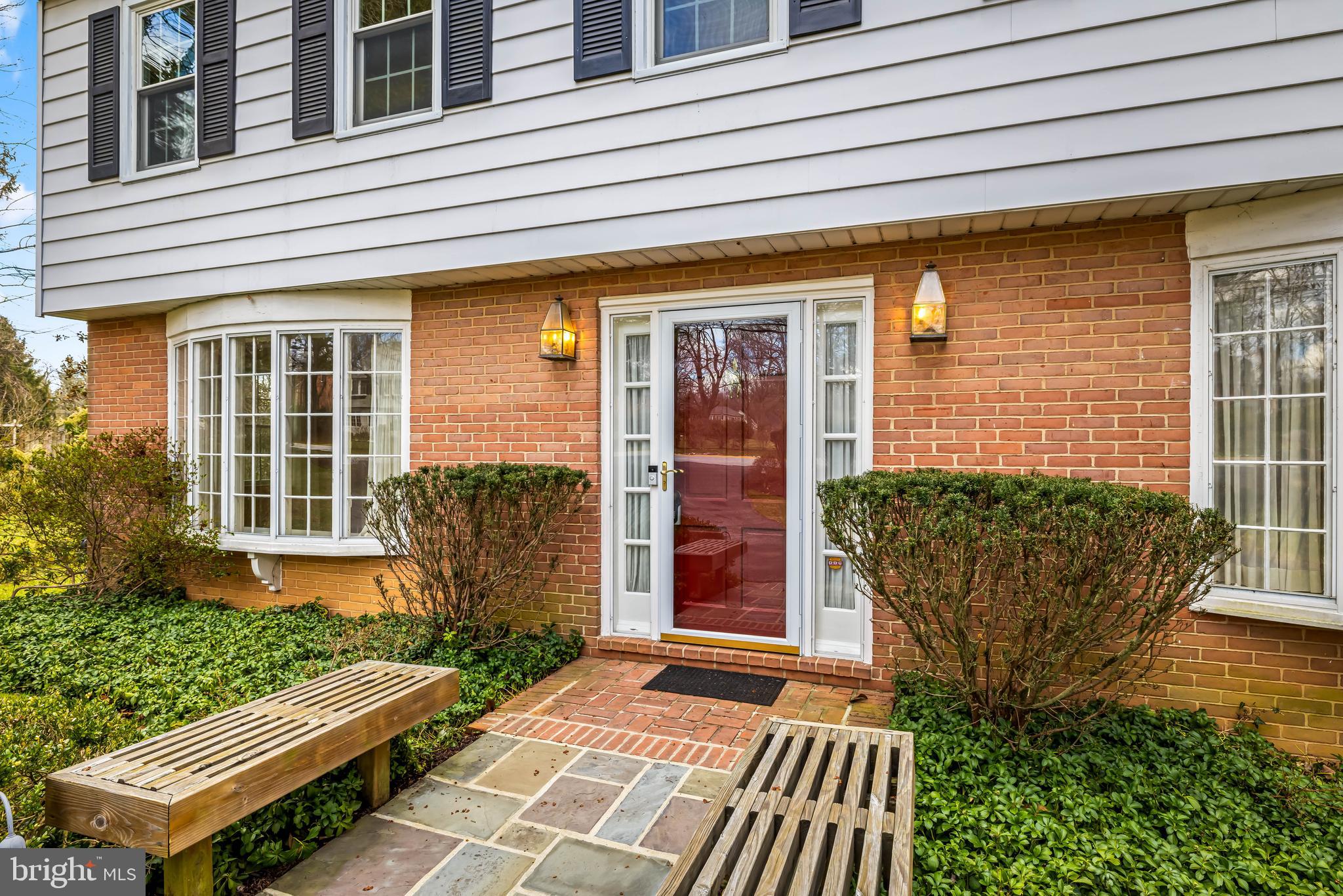 RUXTON - Residential