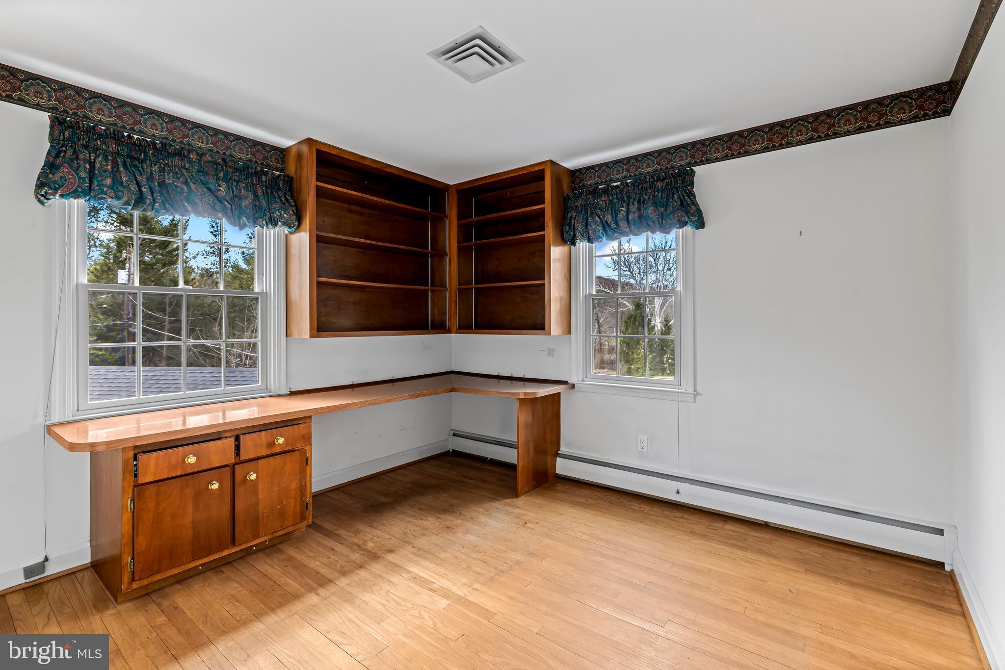 RUXTON - Residential