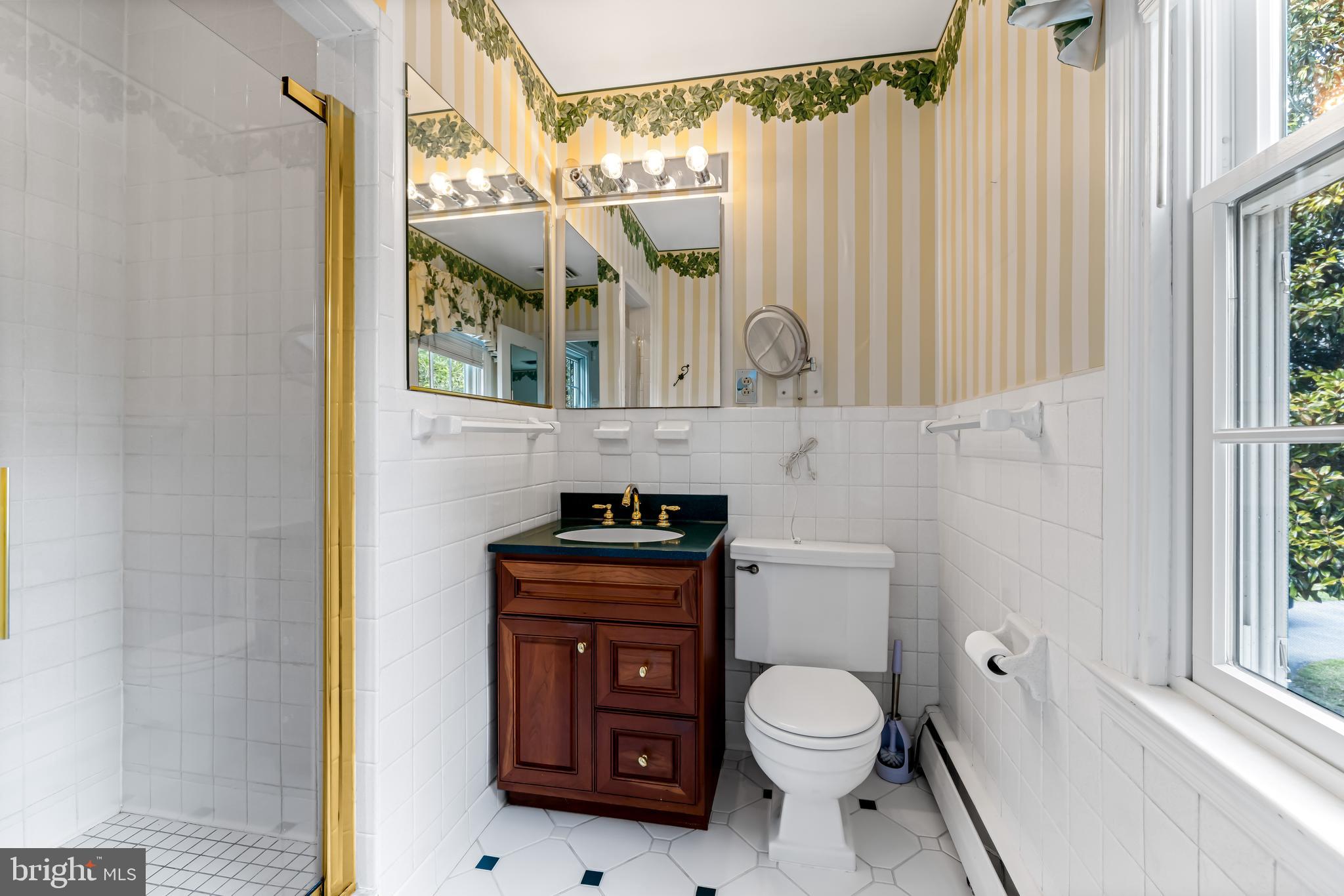 RUXTON - Residential