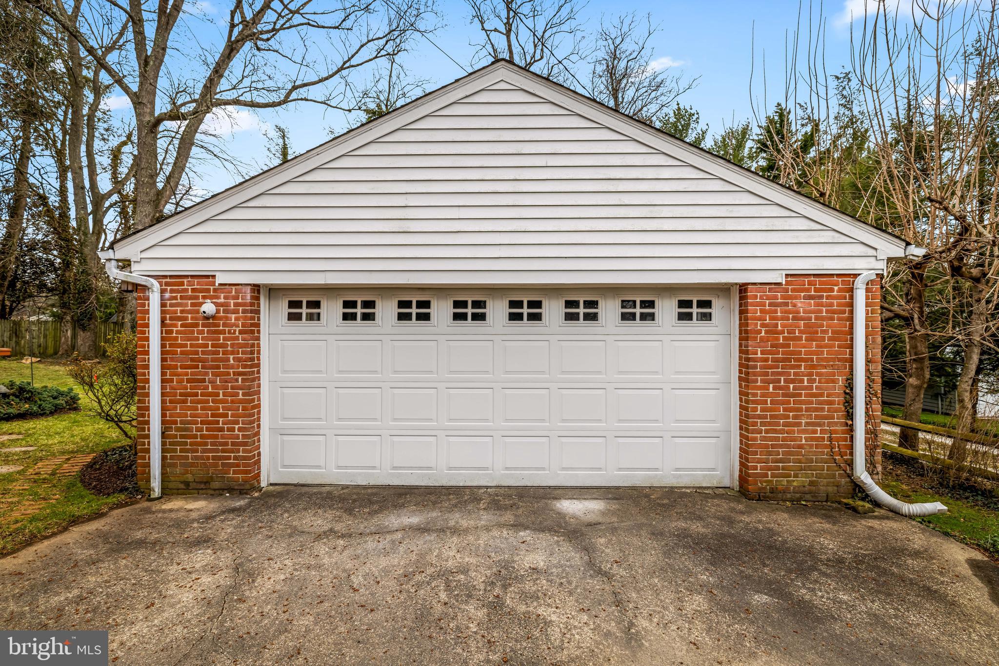 RUXTON - Residential