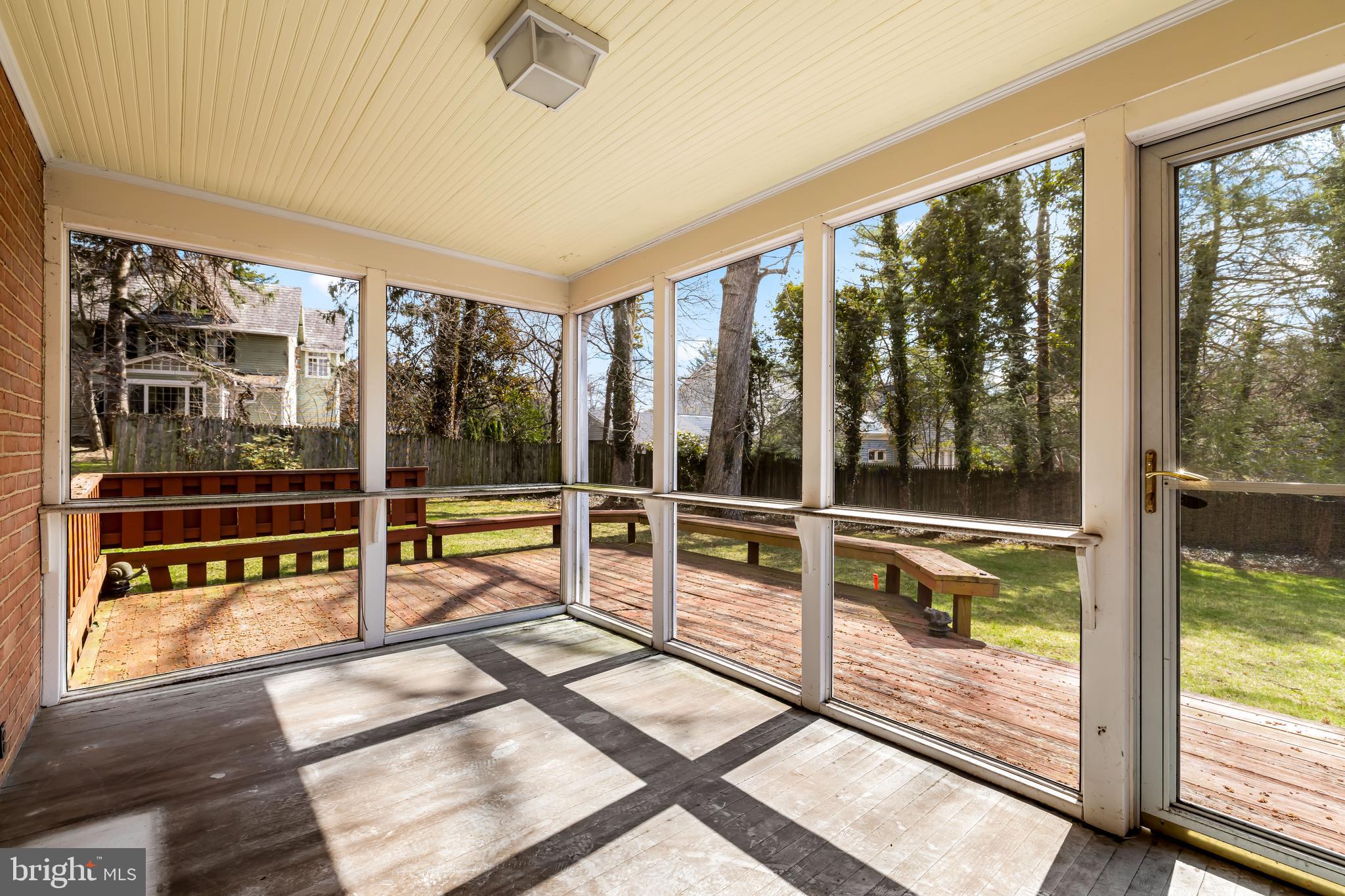 RUXTON - Residential