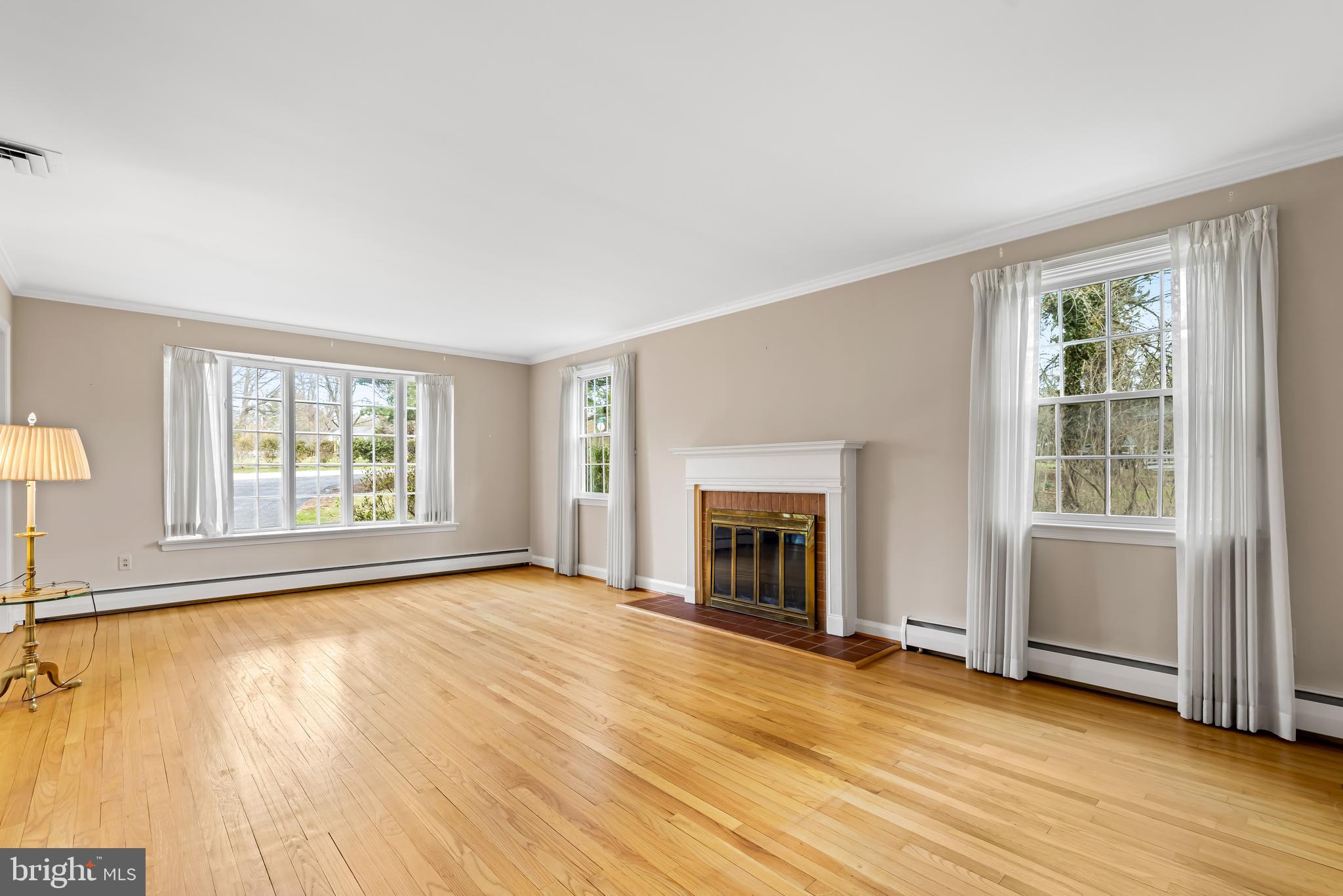 RUXTON - Residential