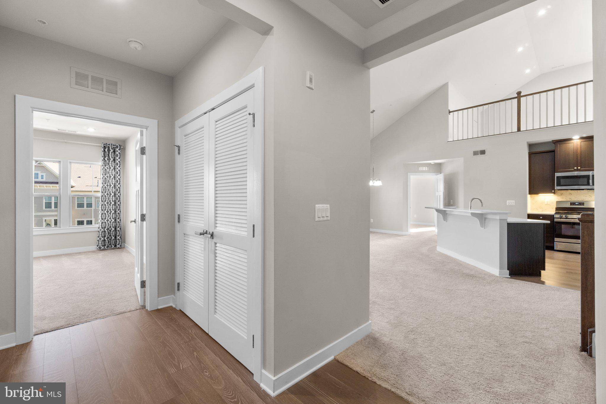 THE WOODLANDS - Residential Lease