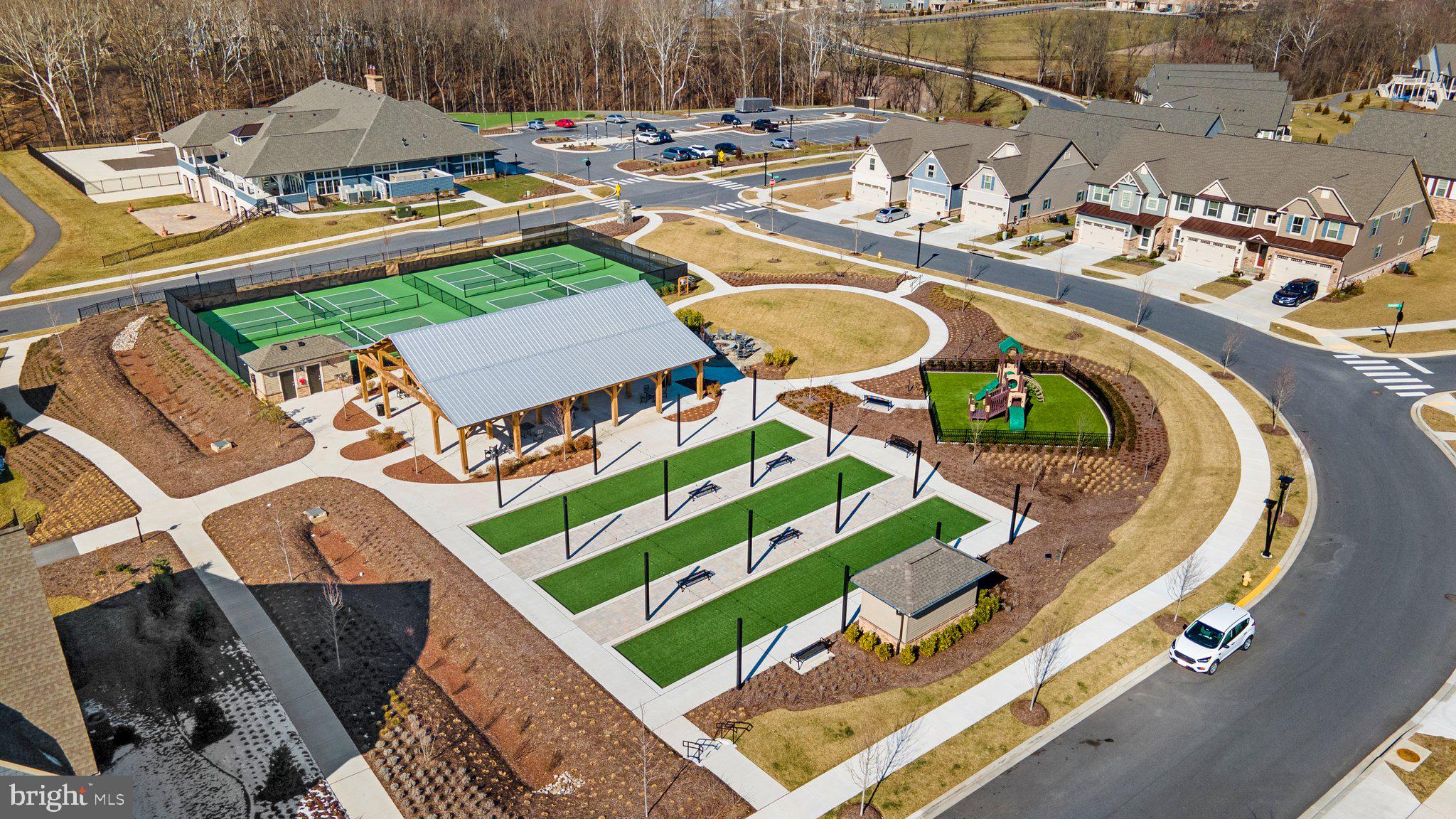 THE WOODLANDS - Residential Lease