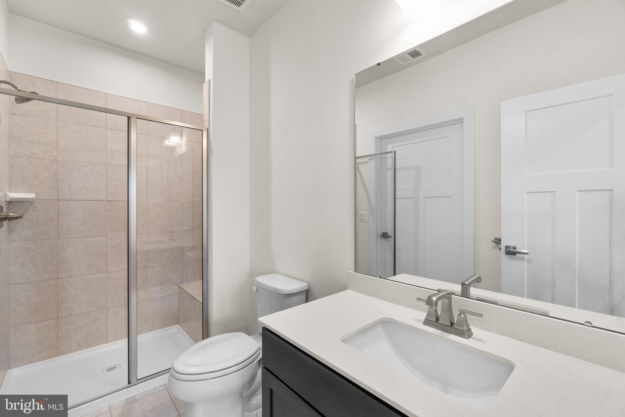 THE WOODLANDS - Residential Lease