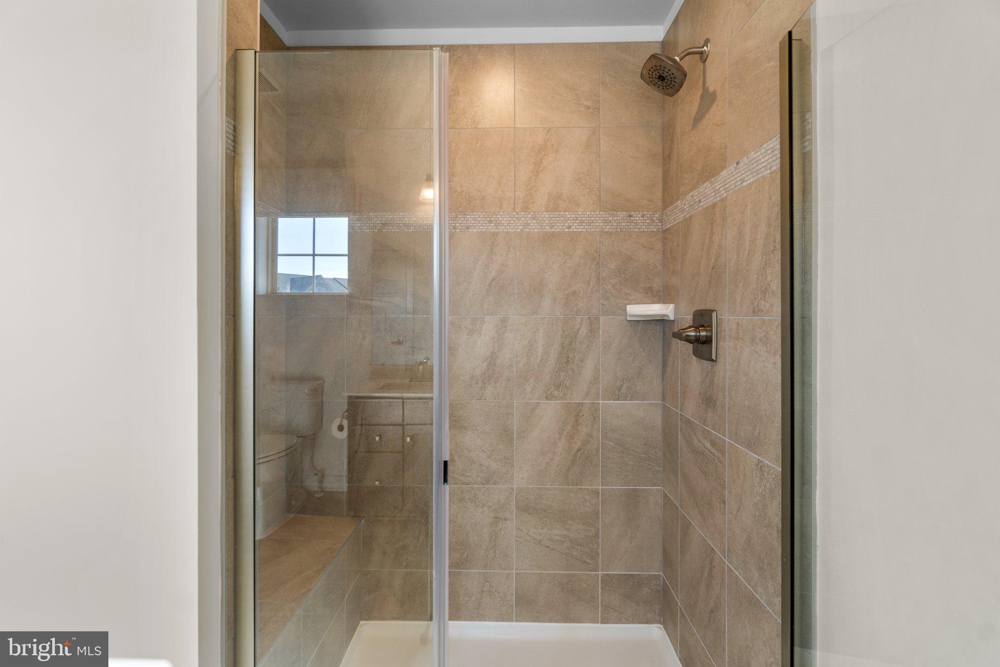 THE WOODLANDS - Residential Lease