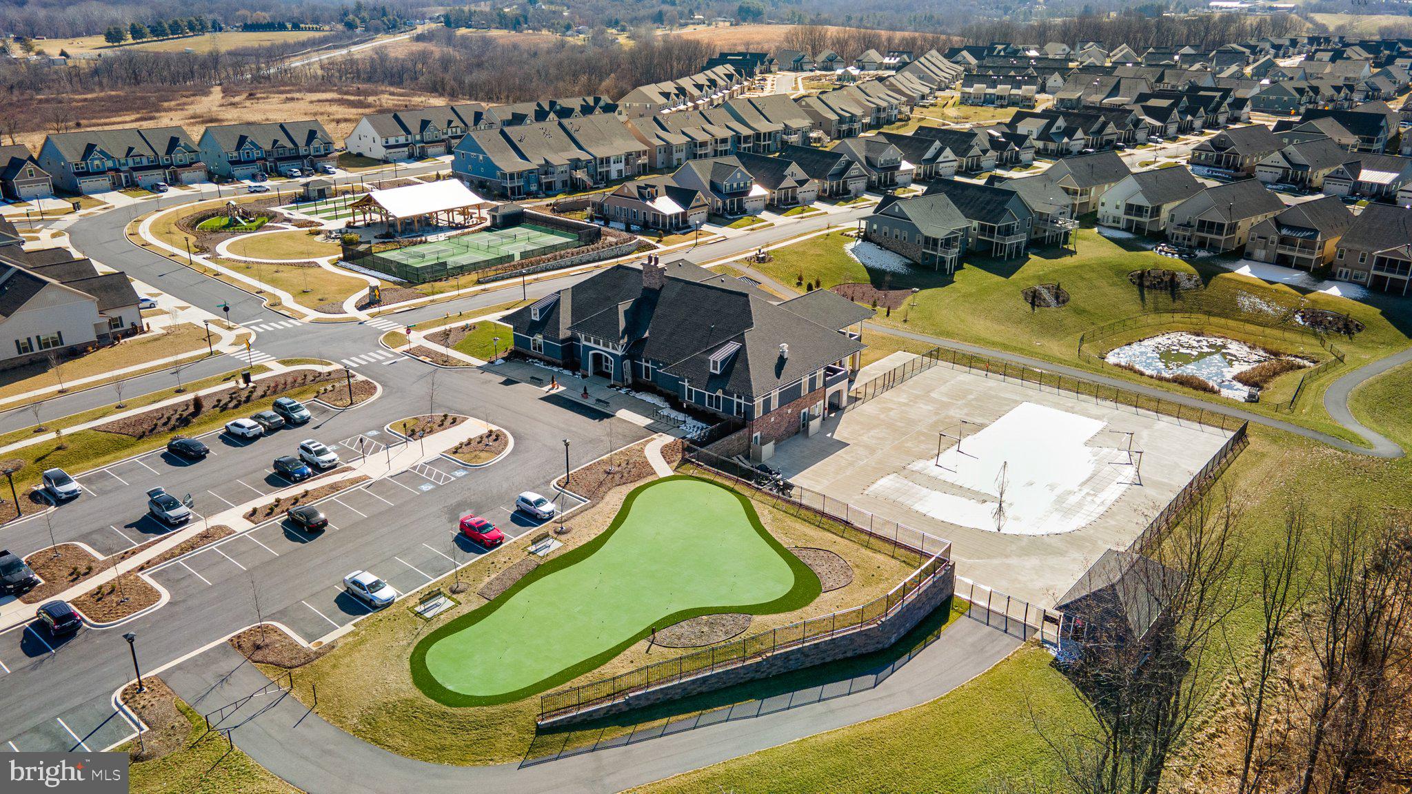 THE WOODLANDS - Residential Lease