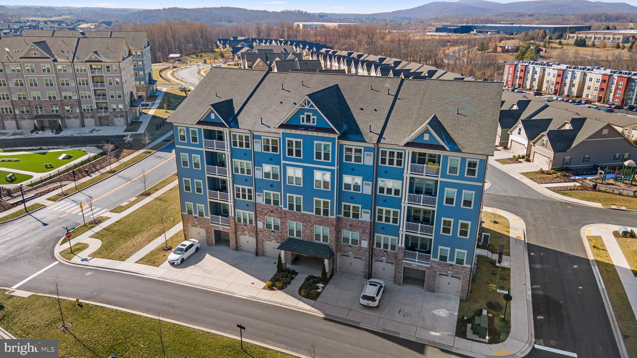 THE WOODLANDS - Residential Lease