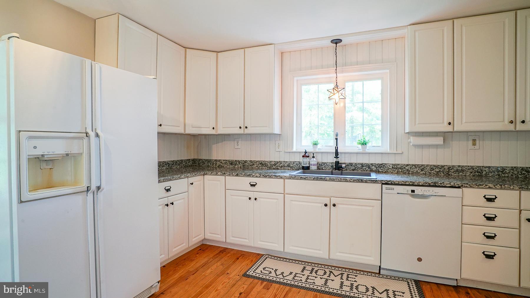 COLLEGE HEIGHTS - Residential