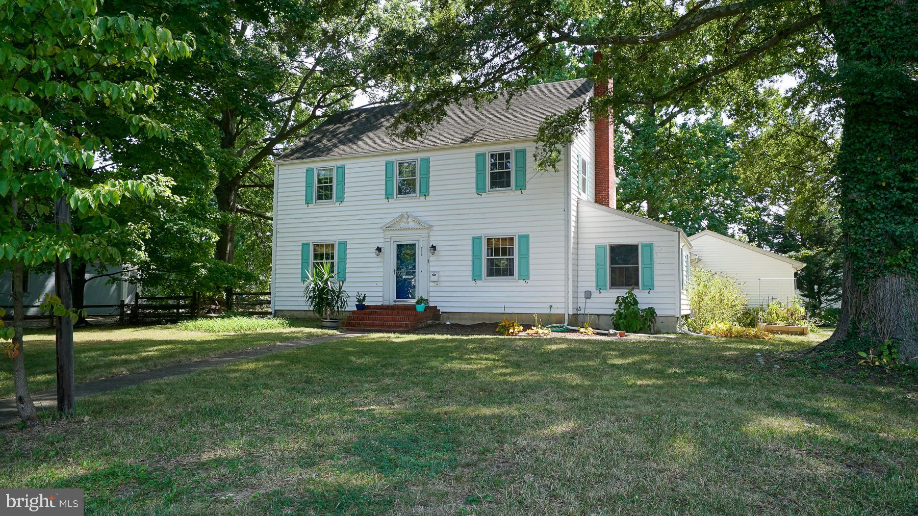 COLLEGE HEIGHTS - Residential